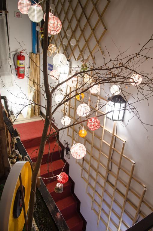 Bed And Butler Hostel Bangkok Ngoại thất bức ảnh